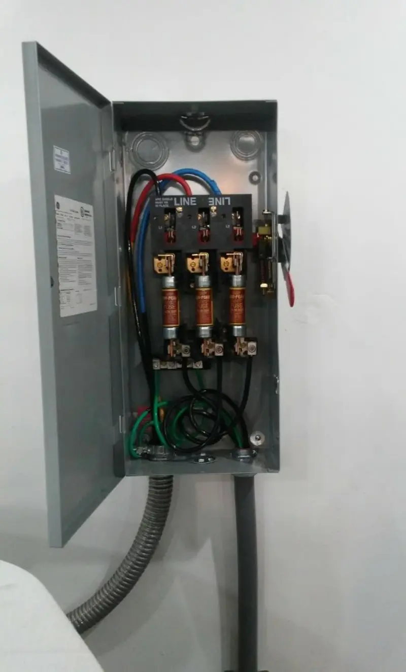 Three-phase disconnect switch installed for Smoke Detector Installation in Orcutt